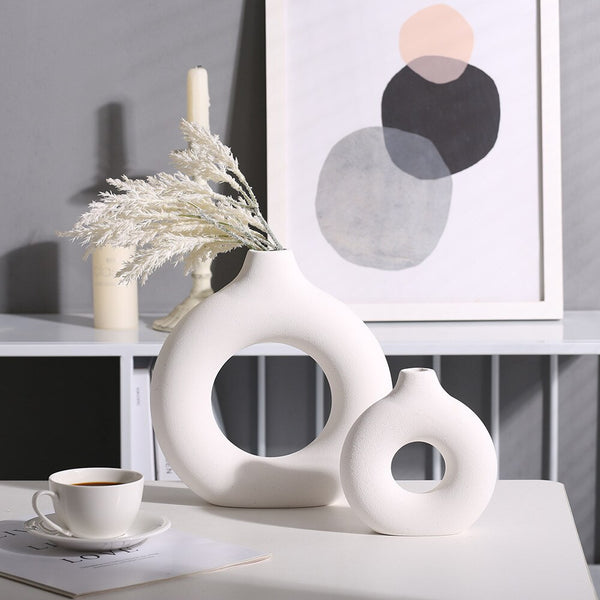 Nordic Round Hollow Ceramic Donut Vase